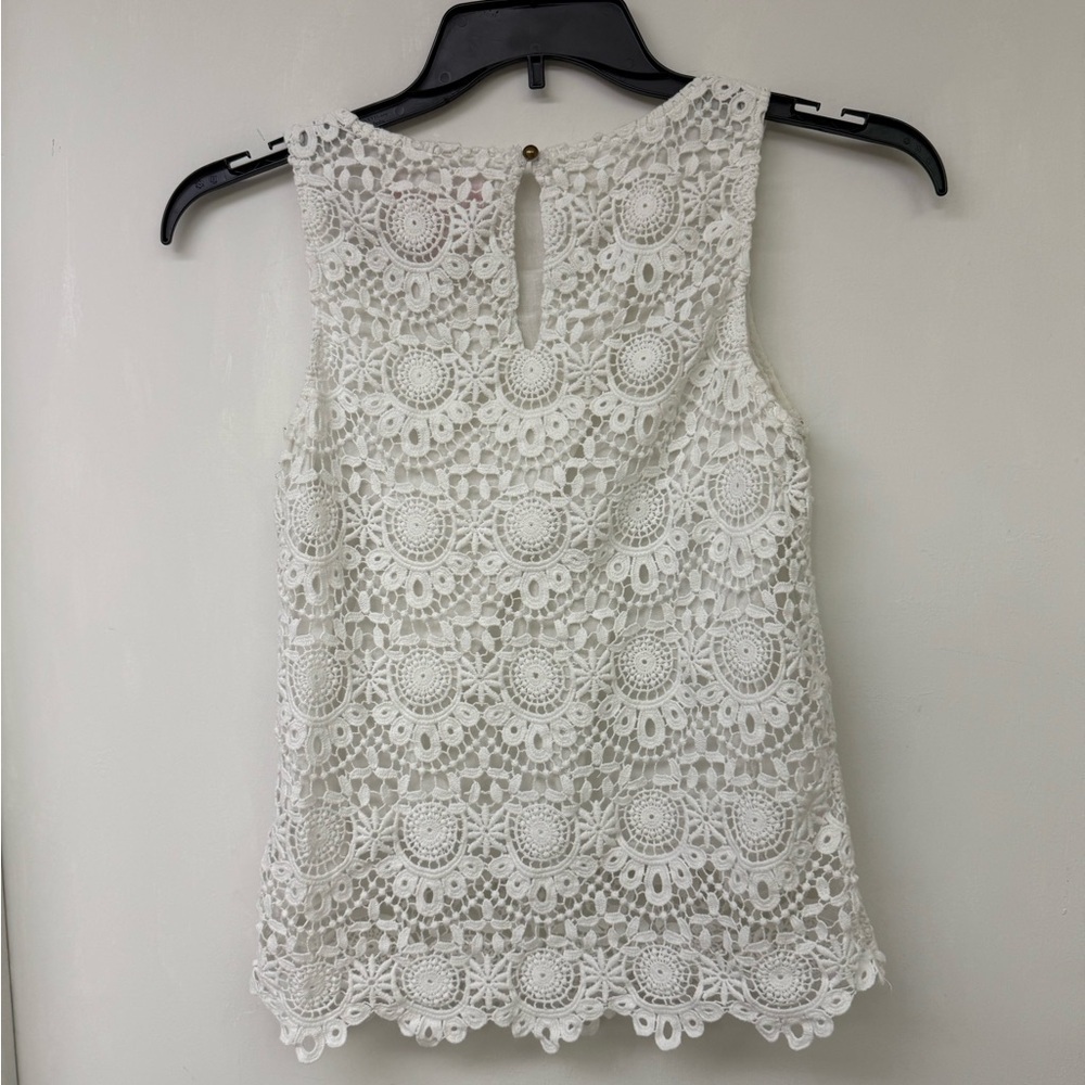 Lilly Pulitzer Elegant White Lace Sleeveless Top Size XS - Picture 2 of 3